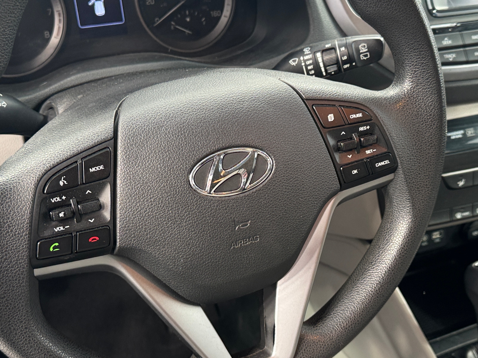 Thumbnail: 2017 Hyundai Tucson - 5