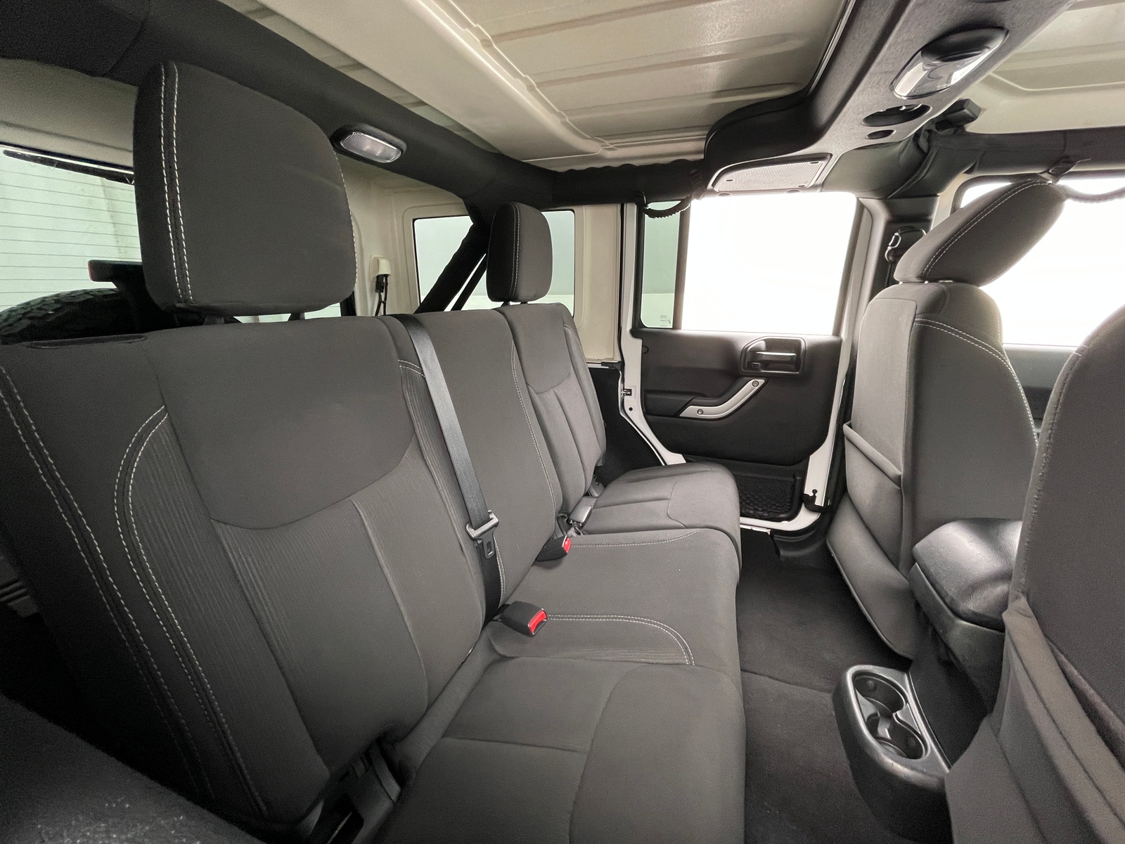 Thumbnail: 2018 Jeep Wrangler - 6