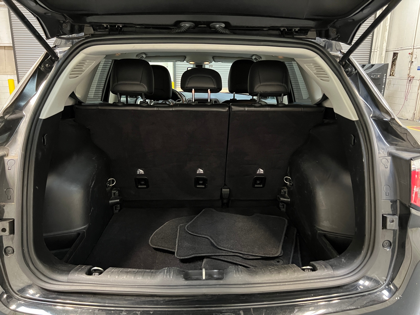 Thumbnail: 2018 Jeep Compass - 7