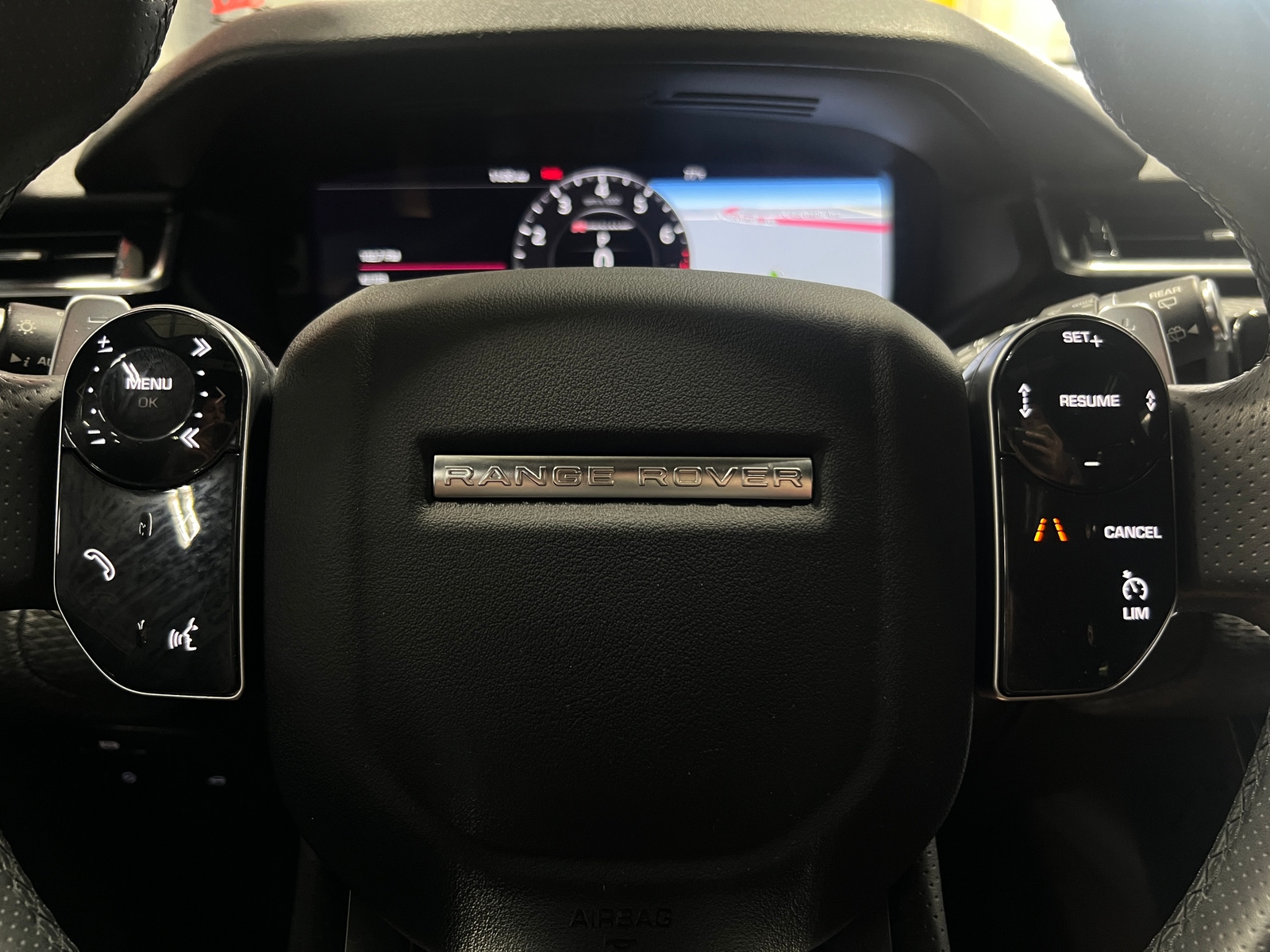 Thumbnail: 2020 Land Rover Range Rover Velar - 4