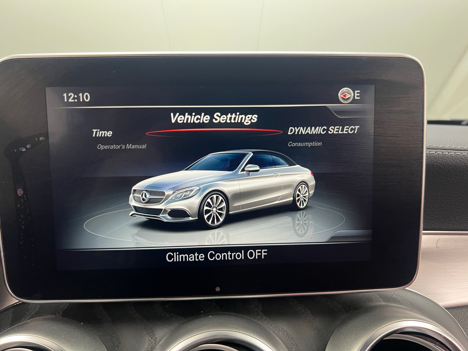 Thumbnail: 2018 Mercedes-Benz C-Class - 3