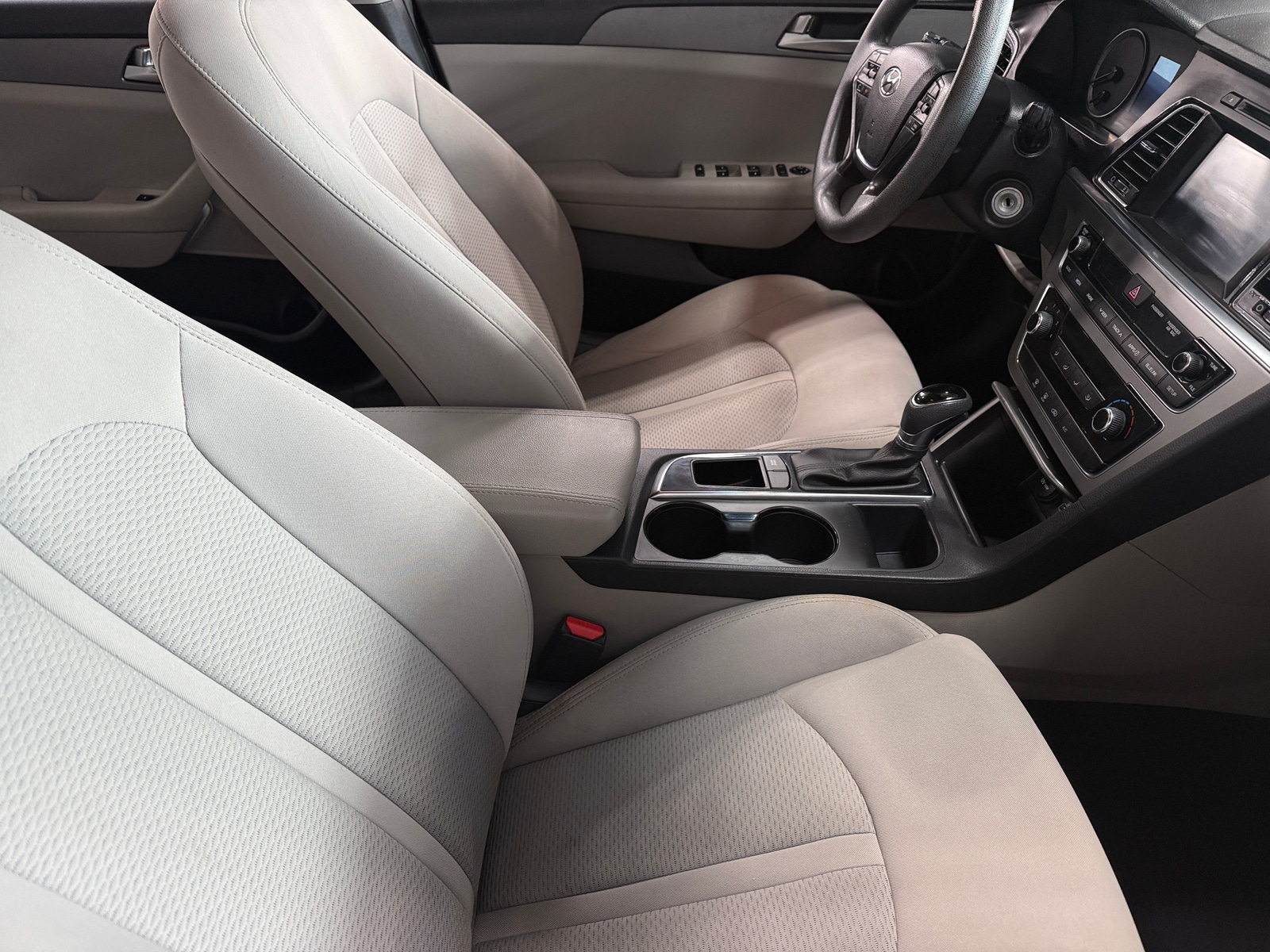 Thumbnail: 2016 Hyundai Sonata - 2