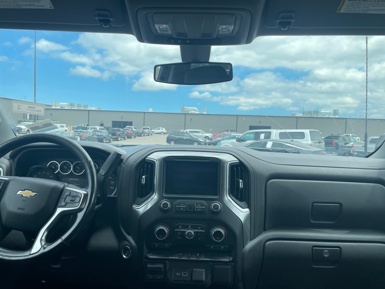 Thumbnail: 2022 Chevrolet Silverado 2500 - 3