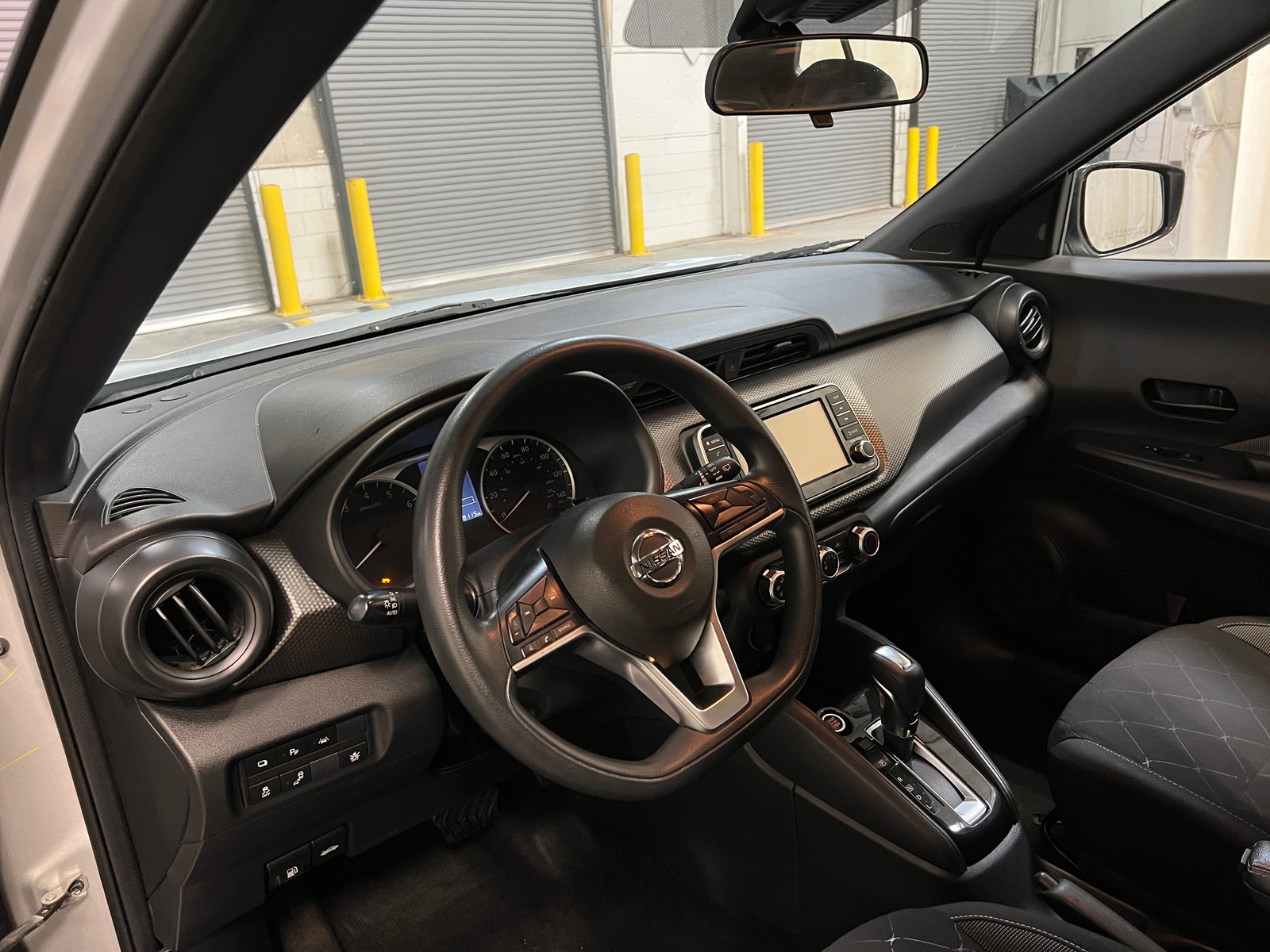 Thumbnail: 2020 Nissan Kicks - 3