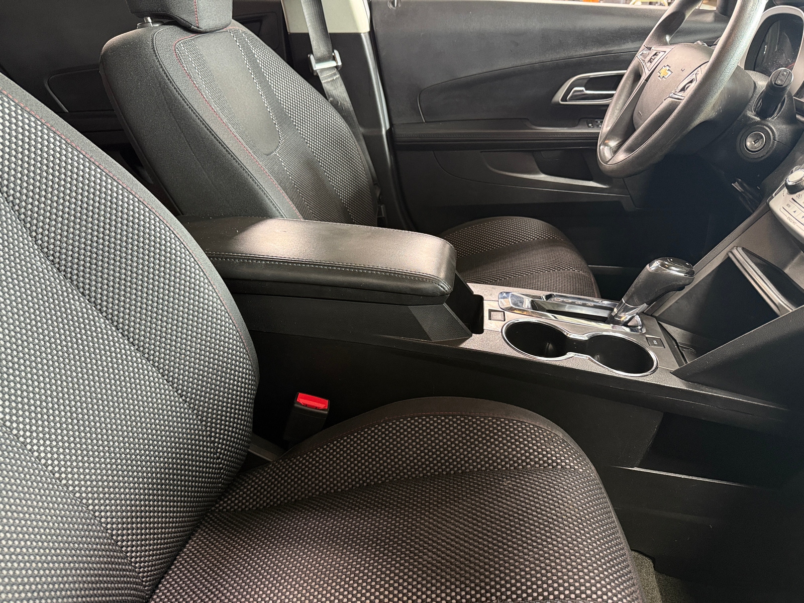 Thumbnail: 2017 Chevrolet Equinox - 2