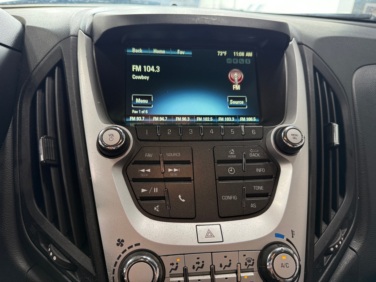 Thumbnail: 2017 Chevrolet Equinox - 4