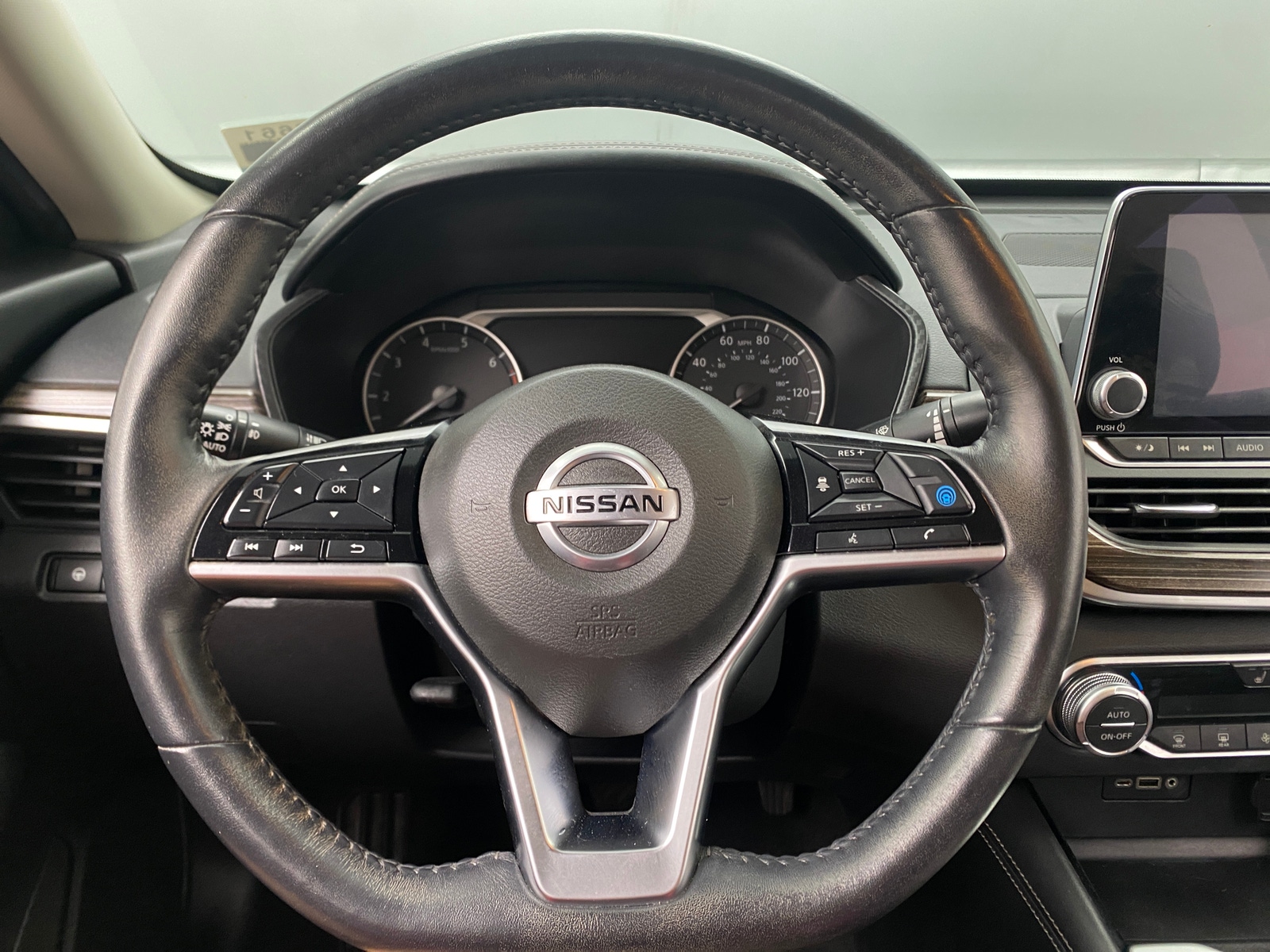 Thumbnail: 2020 Nissan Altima - 4