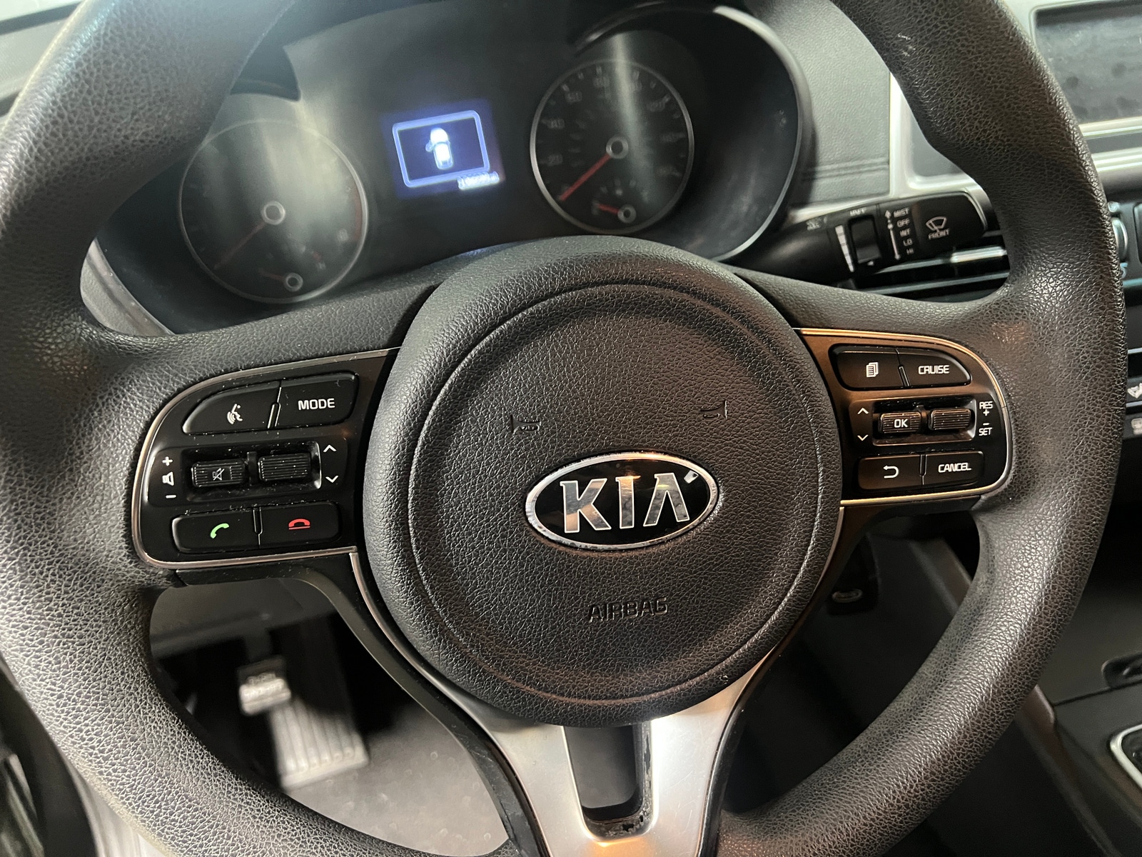 Thumbnail: 2017 Kia Optima - 5