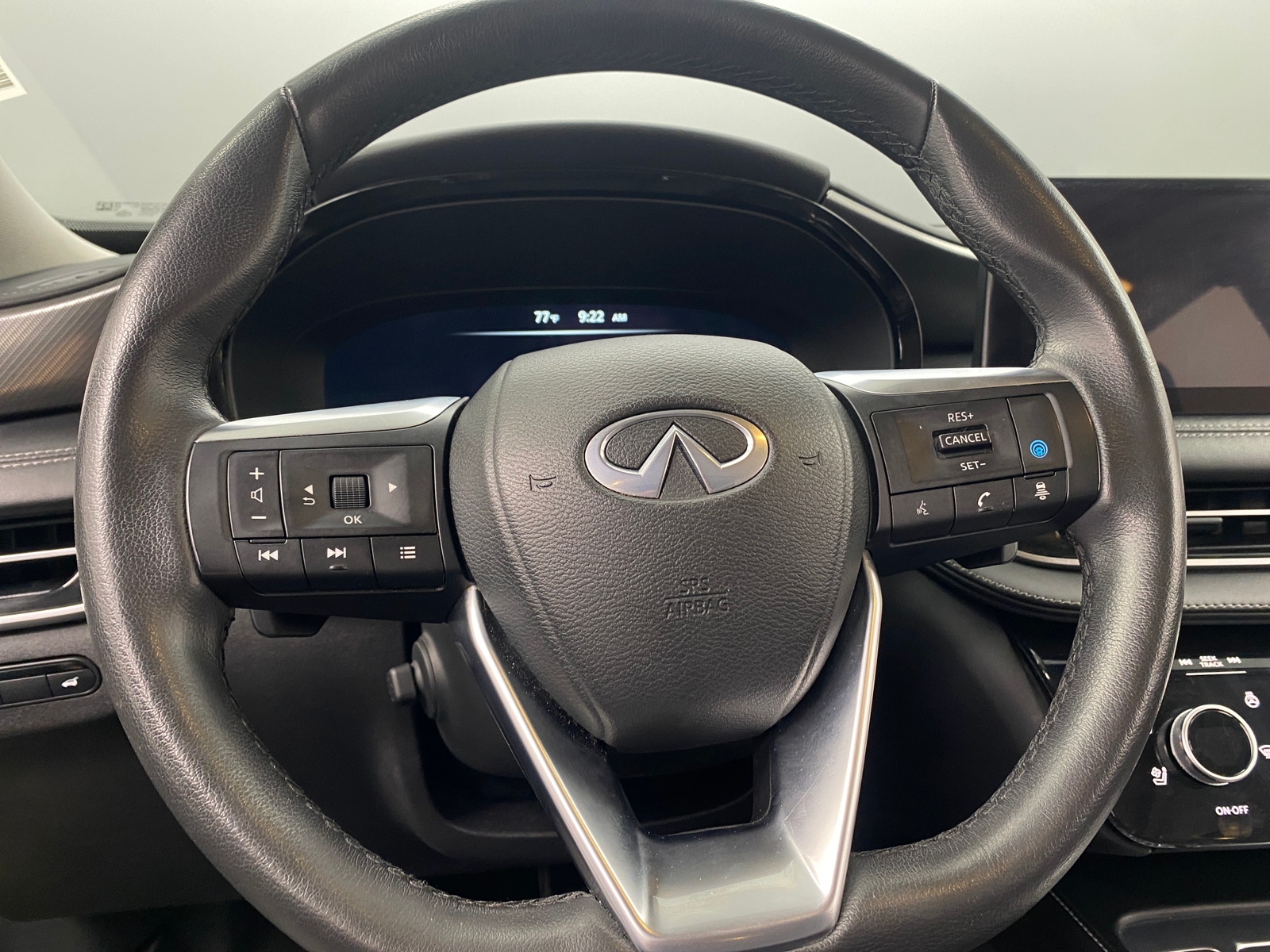 Thumbnail: 2024 INFINITI QX60 - 4