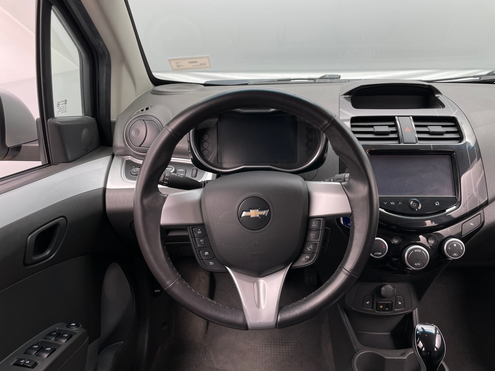 Thumbnail: 2016 Chevrolet Spark - 4
