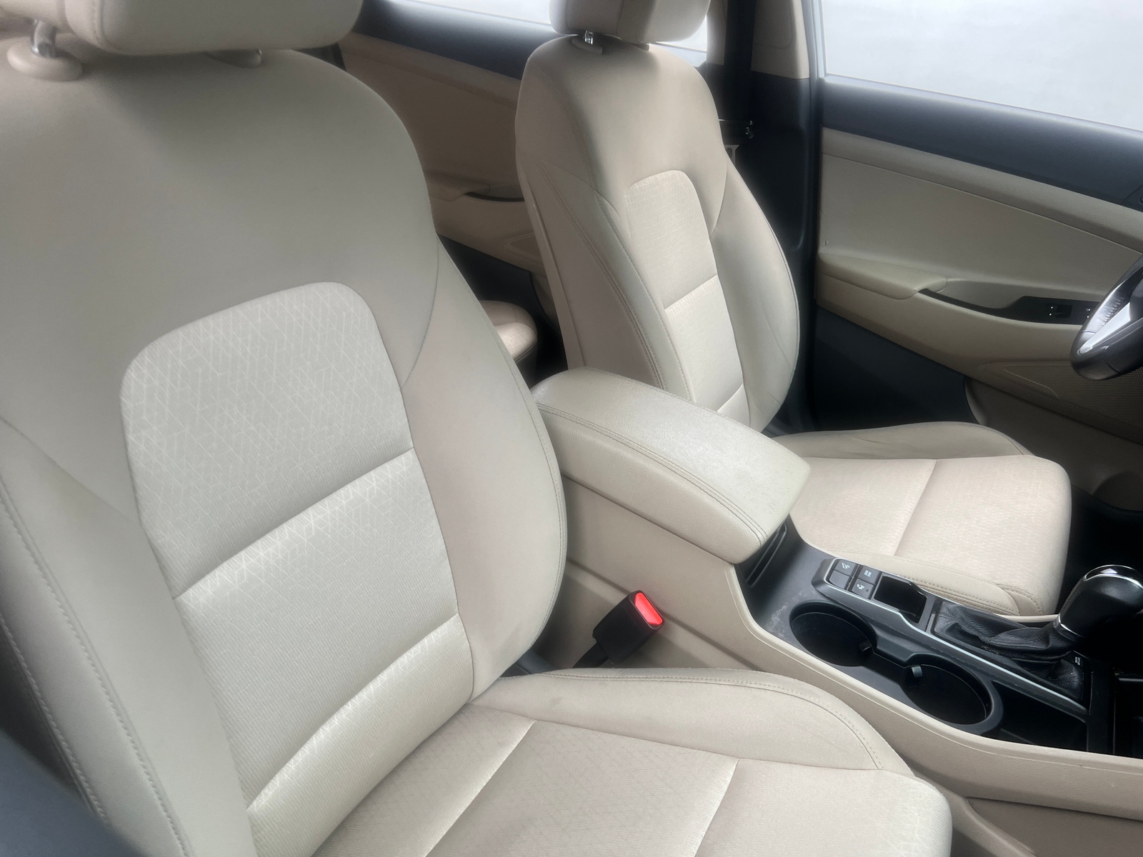 Thumbnail: 2017 Hyundai Tucson - 2