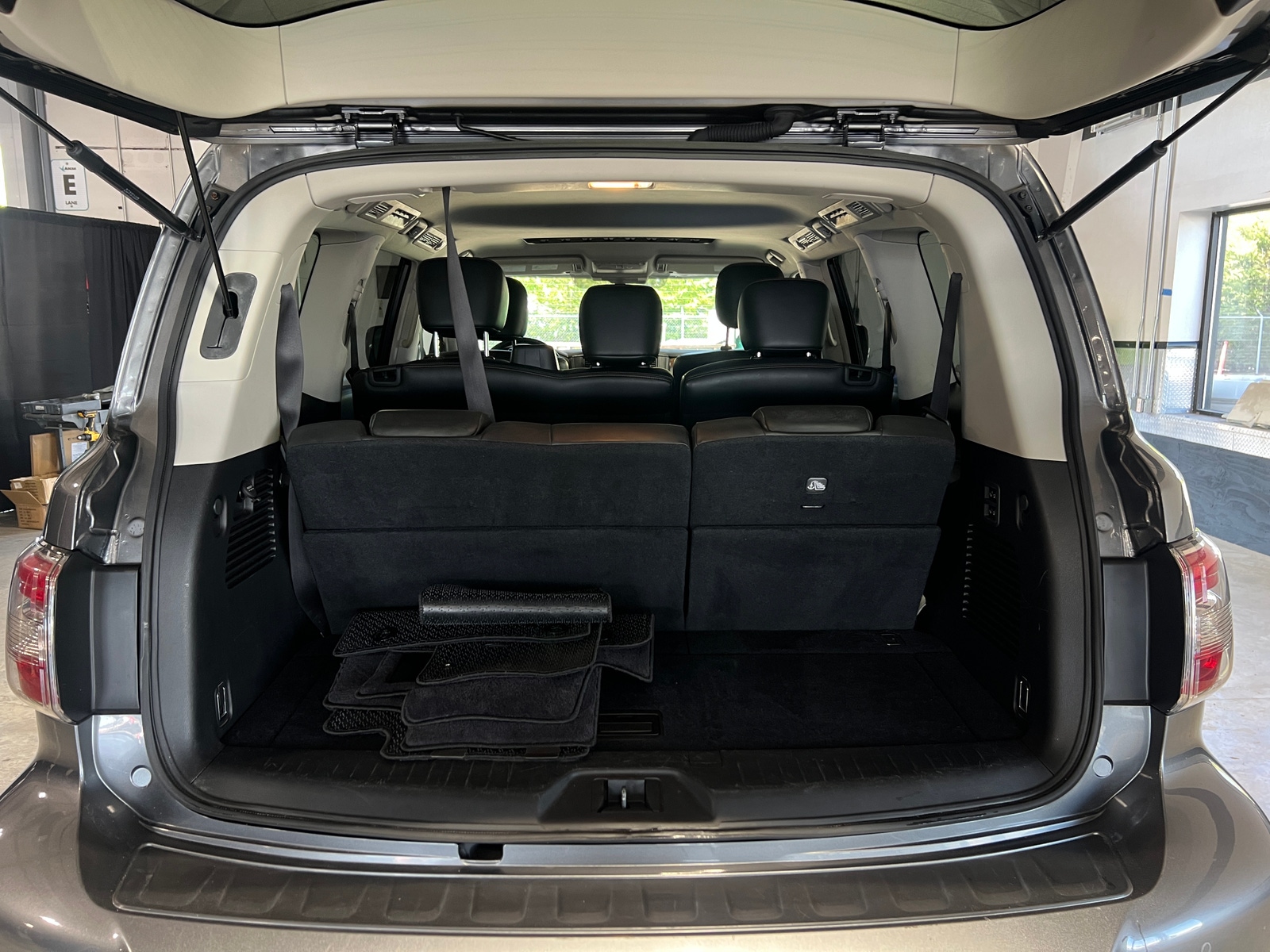 Thumbnail: 2020 Nissan Armada - 6