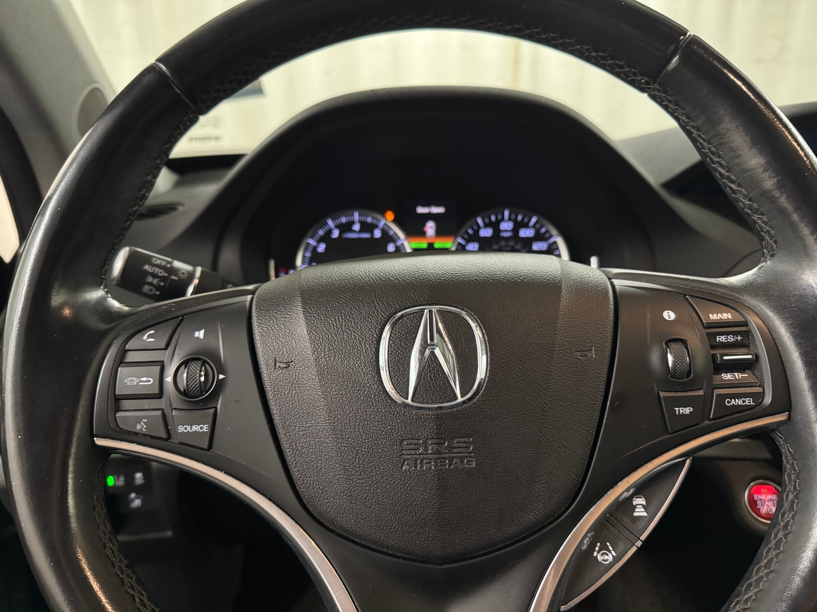 Thumbnail: 2018 Acura MDX - 4
