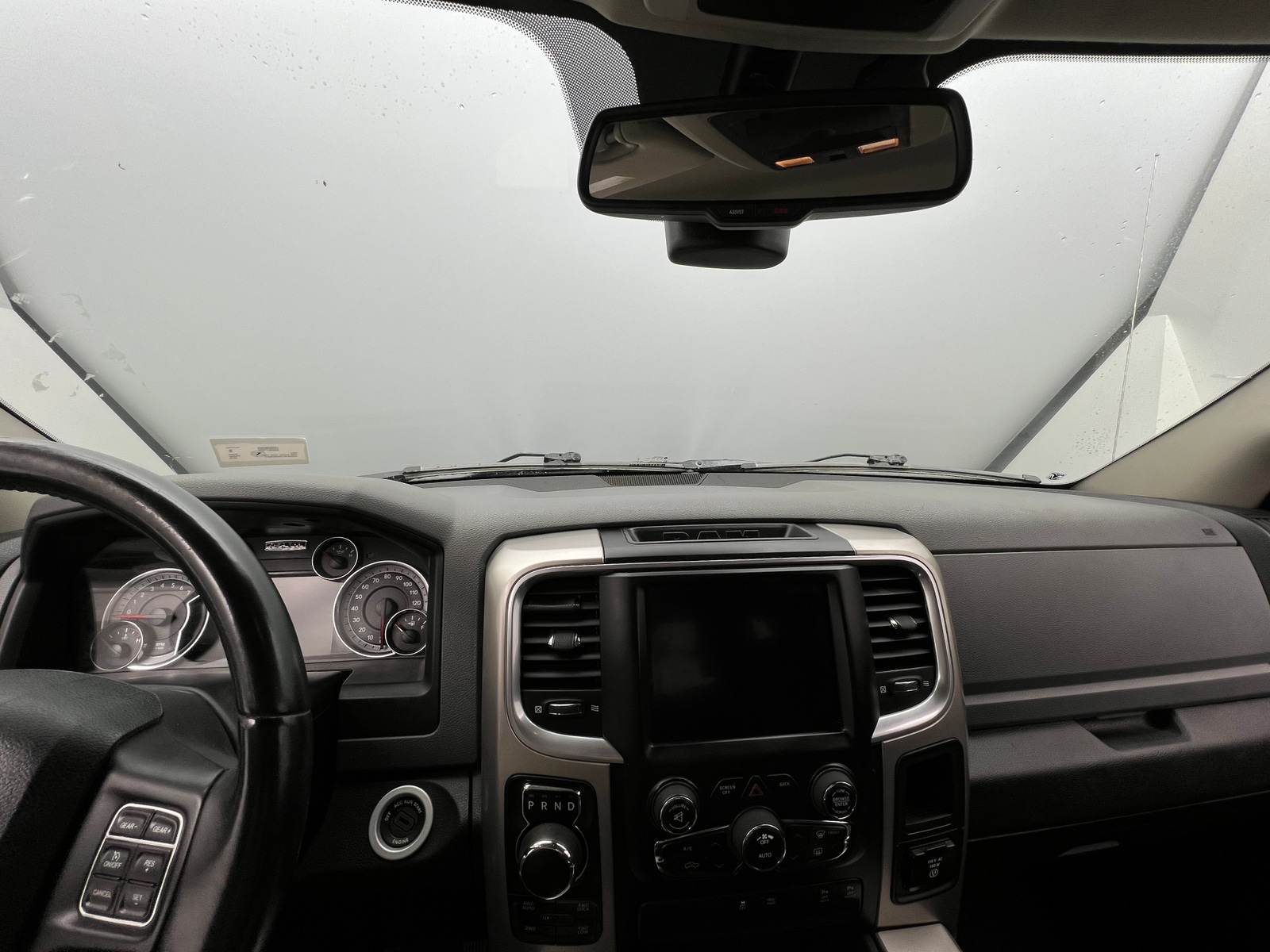 Thumbnail: 2019 RAM 1500 Classic - 3