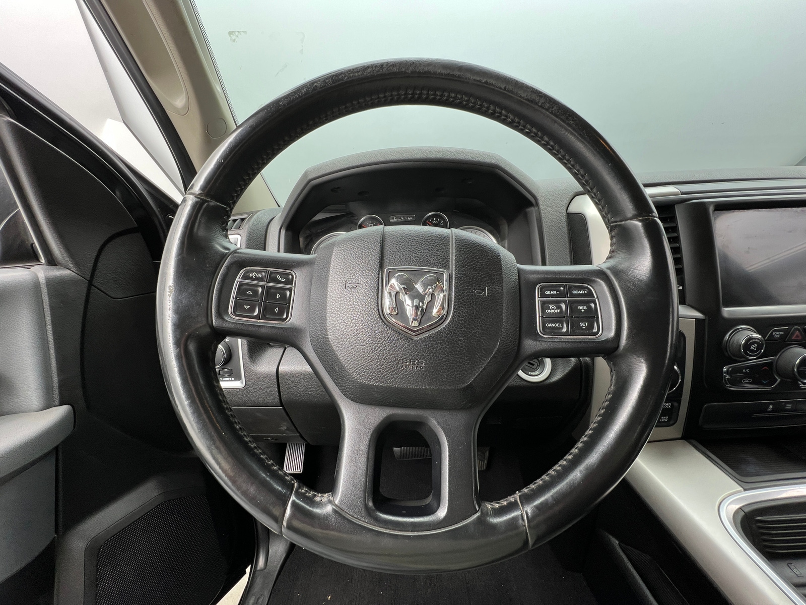 Thumbnail: 2019 RAM 1500 Classic - 5