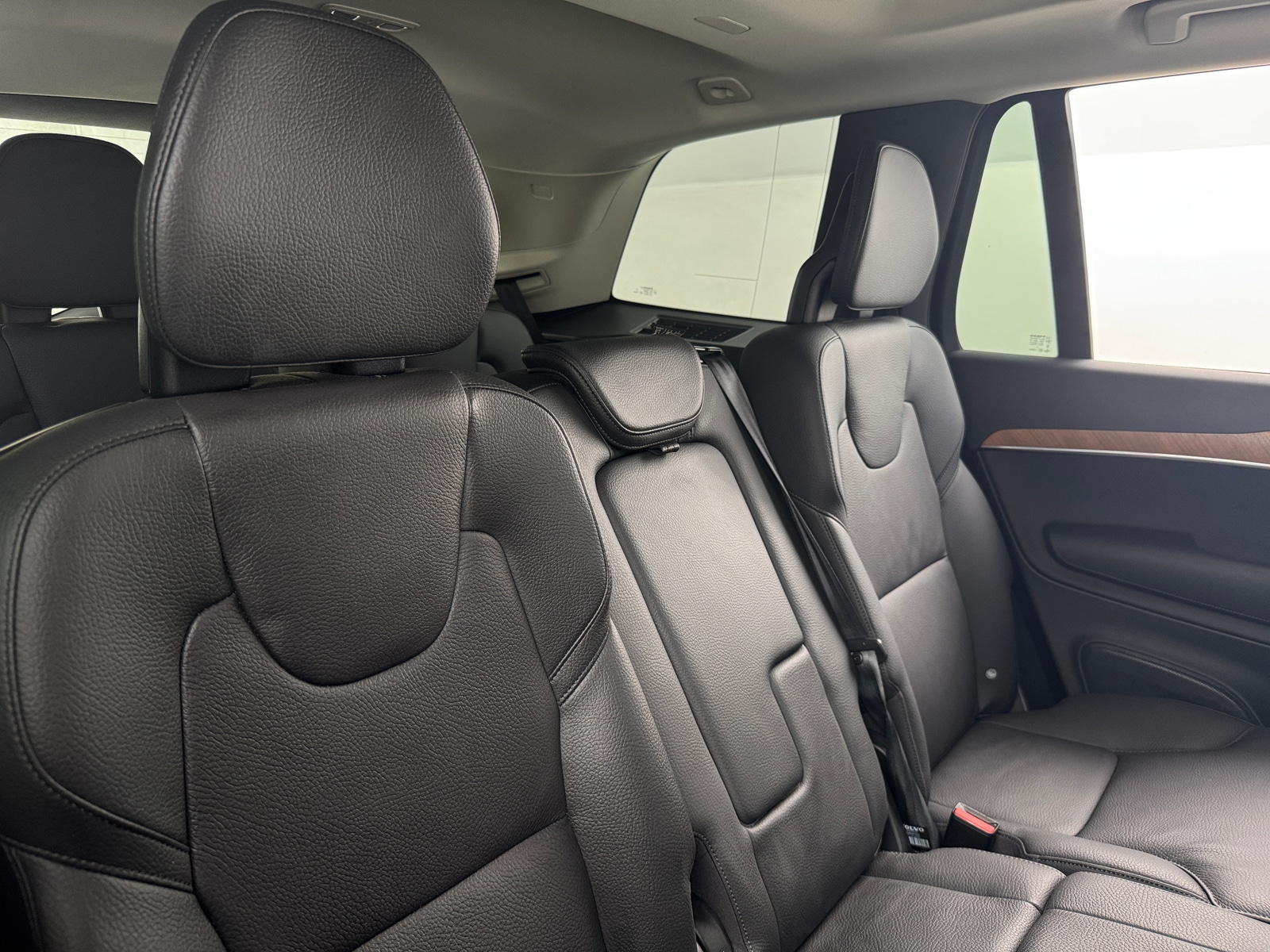 Thumbnail: 2025 Volvo XC90 - 5