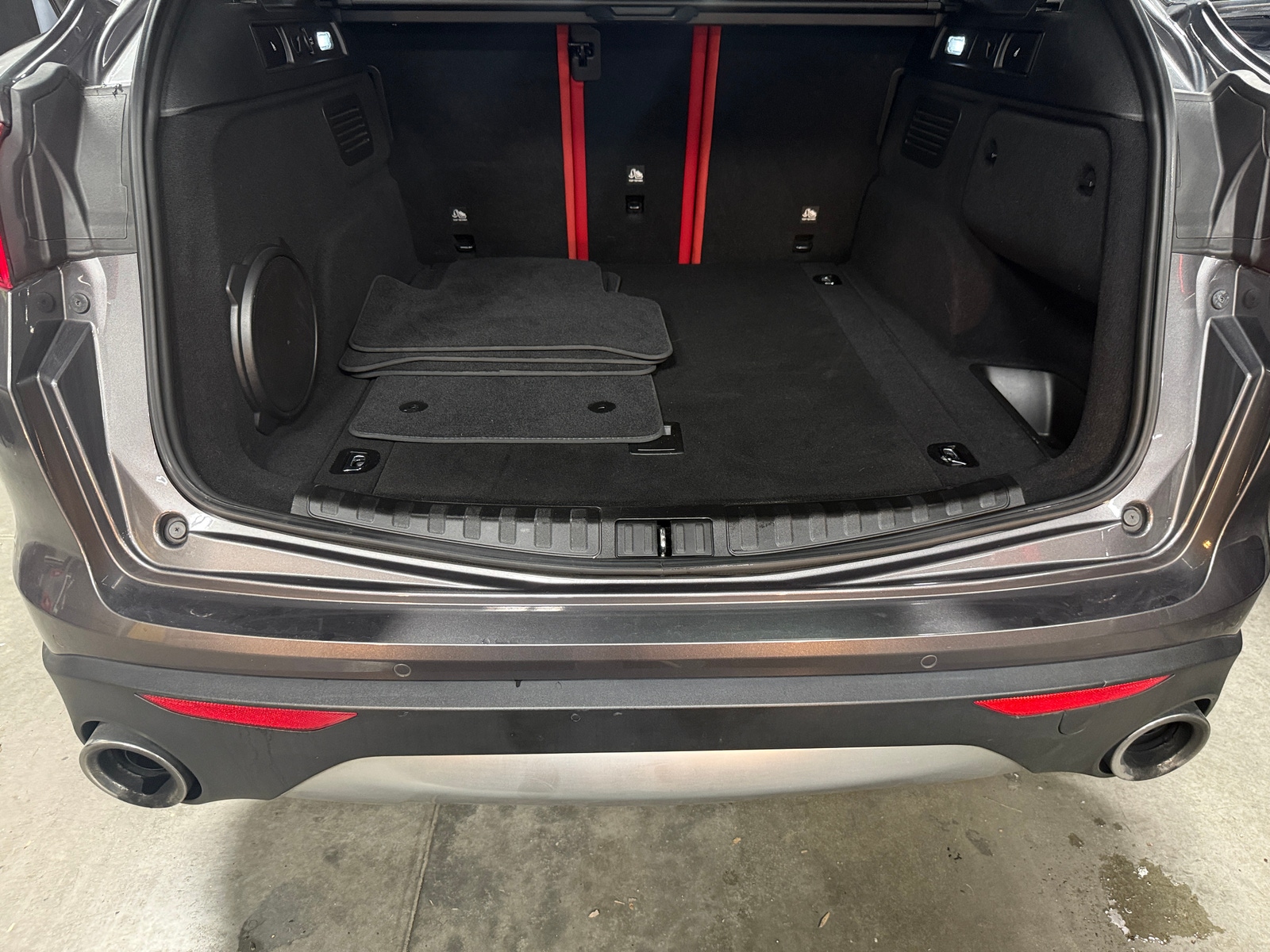 Thumbnail: 2018 Alfa Romeo Stelvio - 6