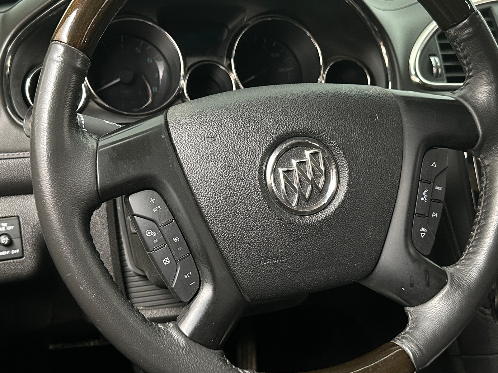 Thumbnail: 2015 Buick Enclave - 4