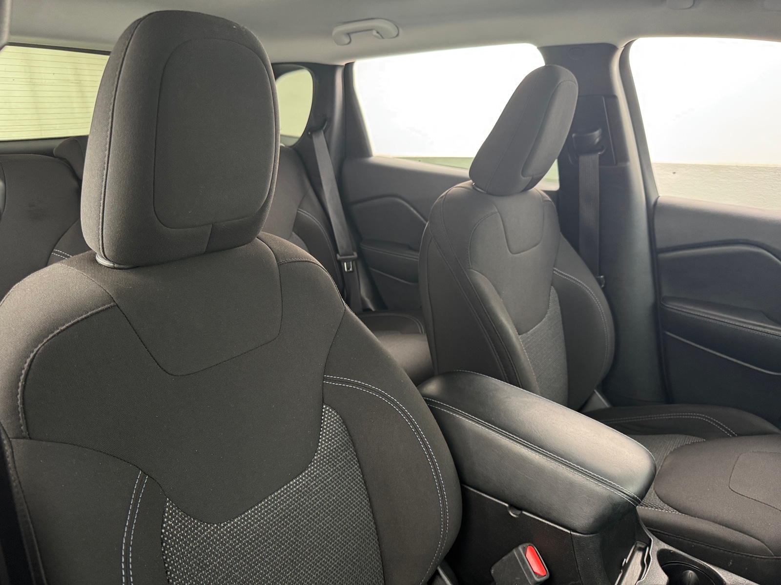 Thumbnail: 2019 Jeep Cherokee - 2