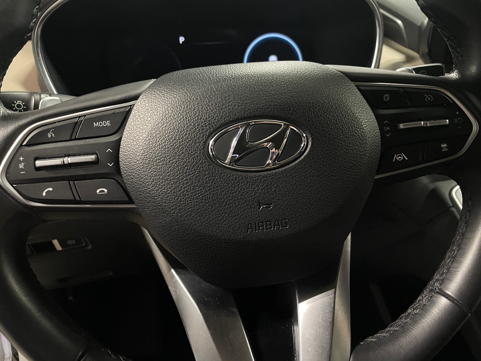 Thumbnail: 2023 Hyundai Santa Fe - 4