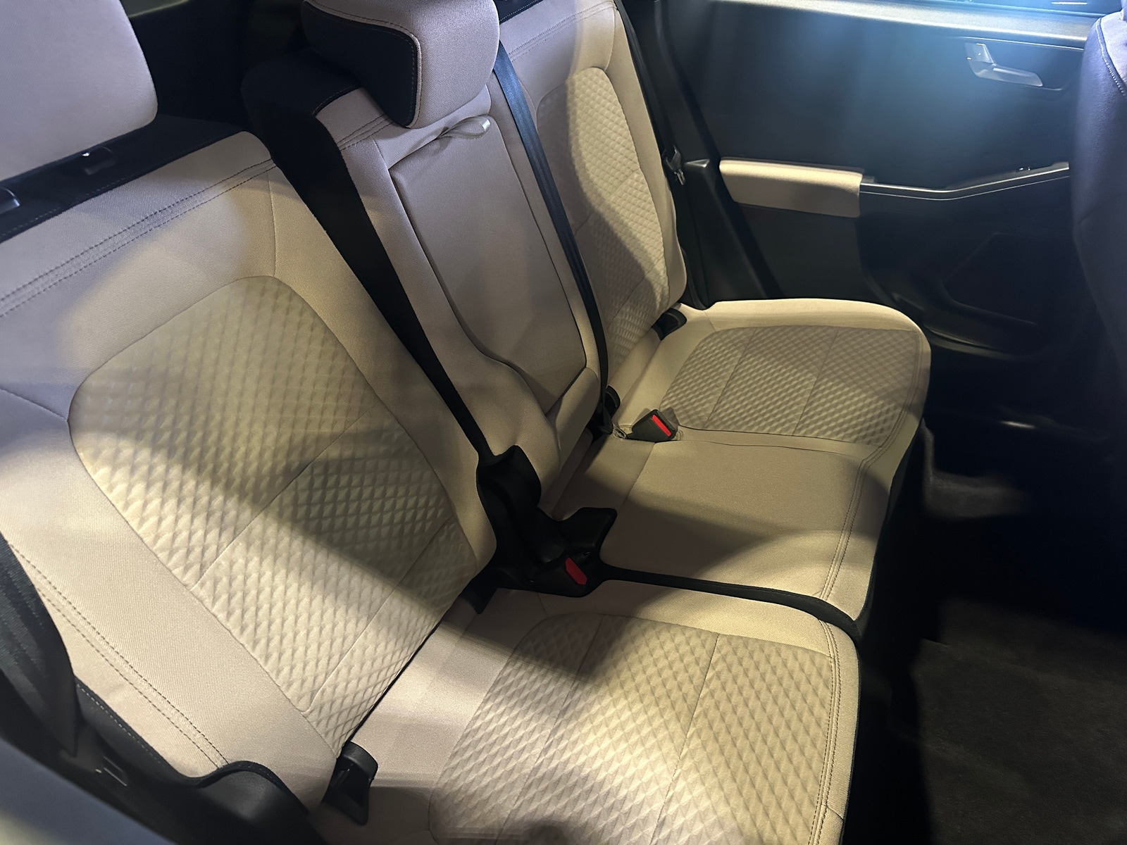 Thumbnail: 2020 Ford Escape - 6