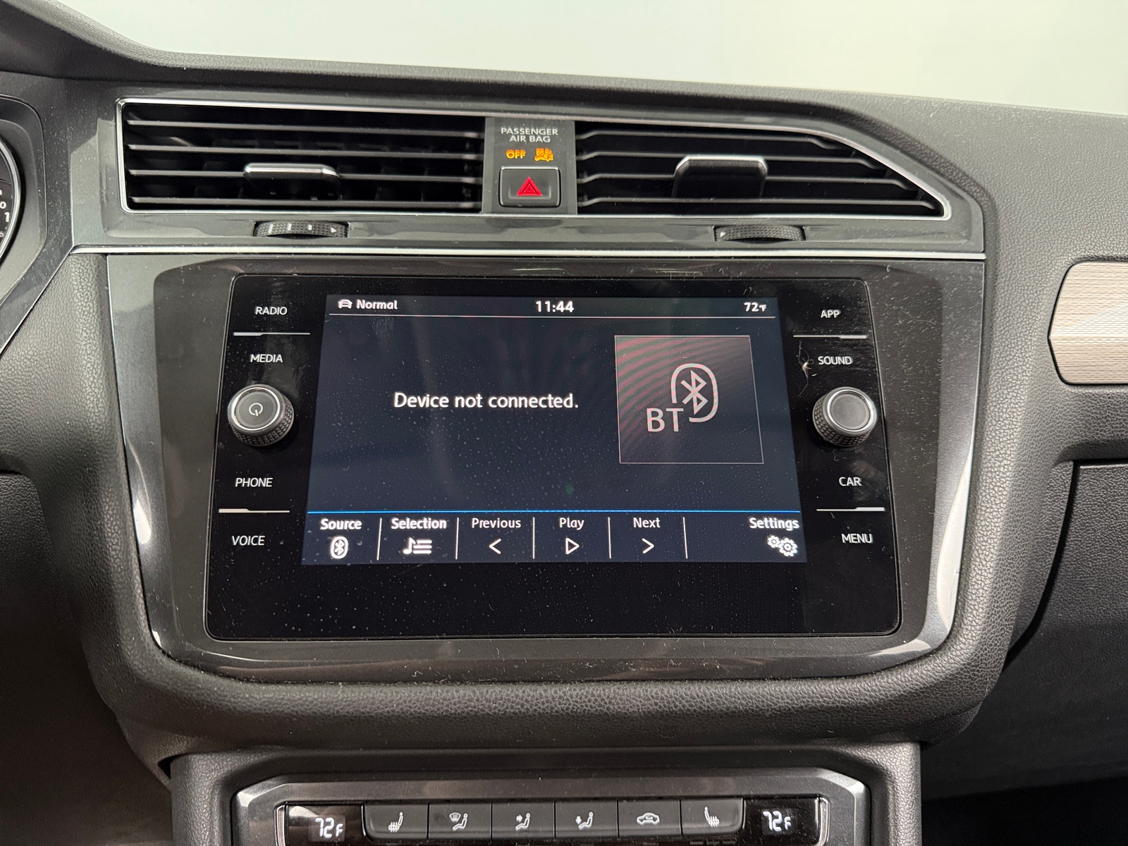 Thumbnail: 2018 Volkswagen Tiguan - 3