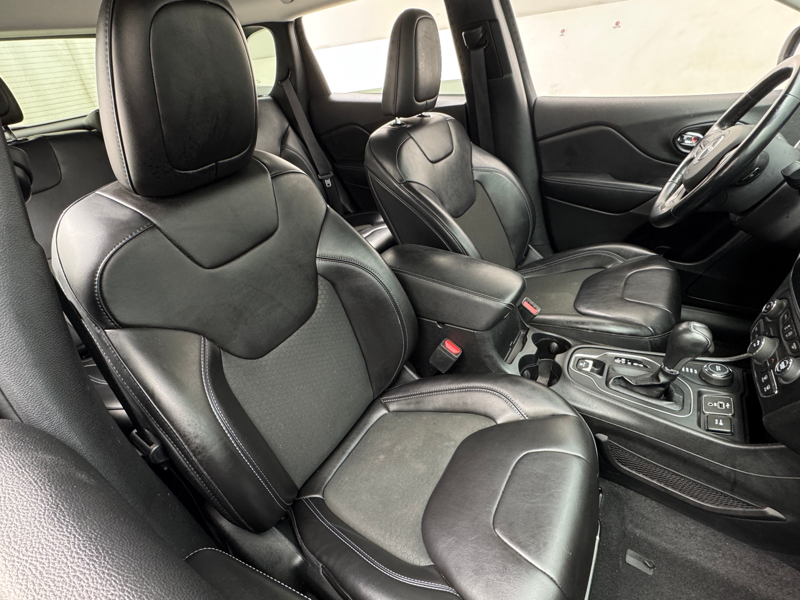 Thumbnail: 2021 Jeep Cherokee - 2