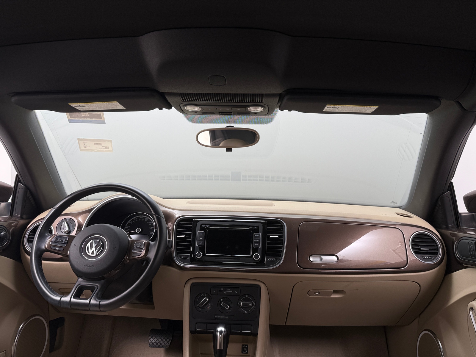 Thumbnail: 2013 Volkswagen Beetle - 3