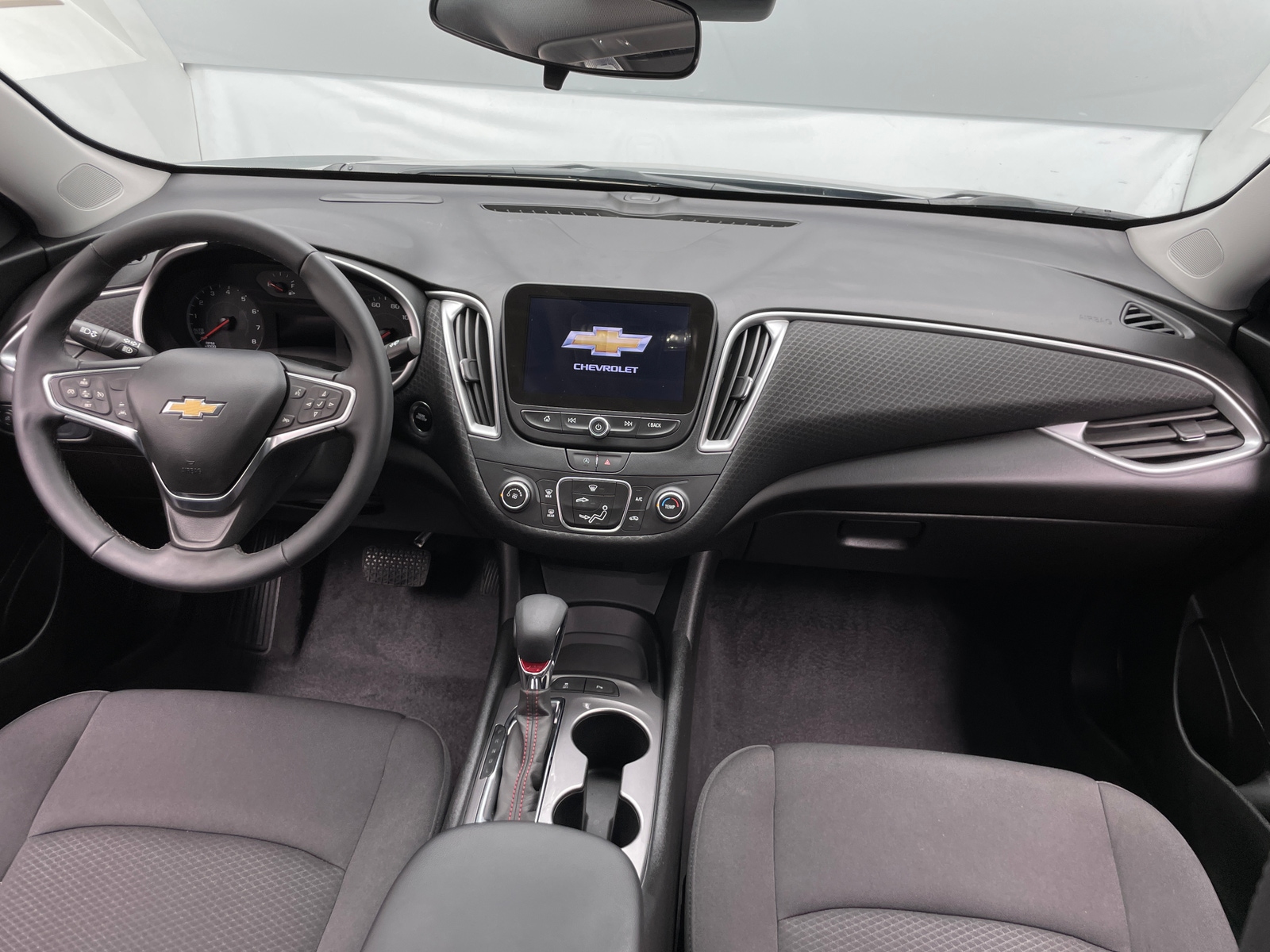 Thumbnail: 2025 Chevrolet Malibu - 3