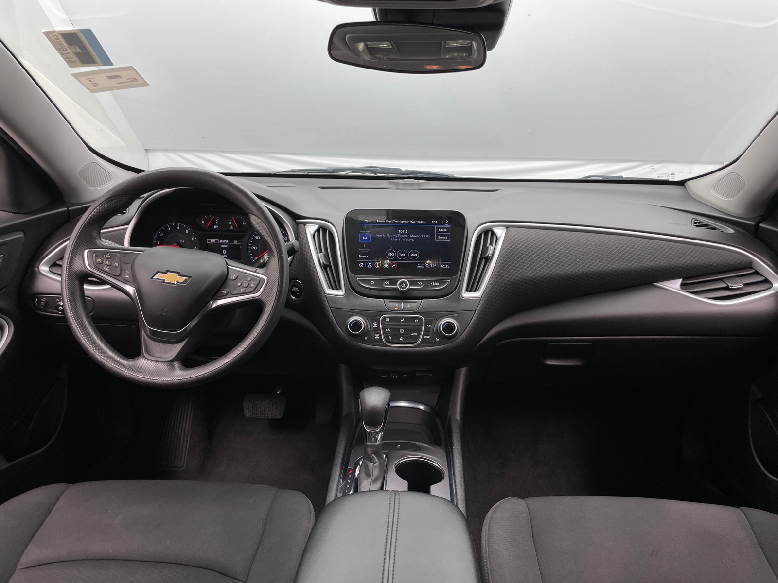 Thumbnail: 2023 Chevrolet Malibu - 3