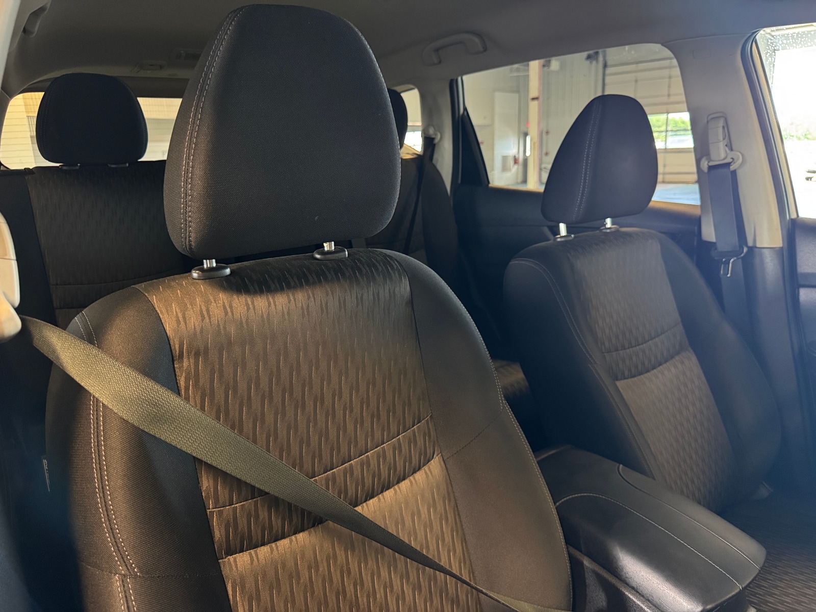 Thumbnail: 2017 Nissan Rogue - 2