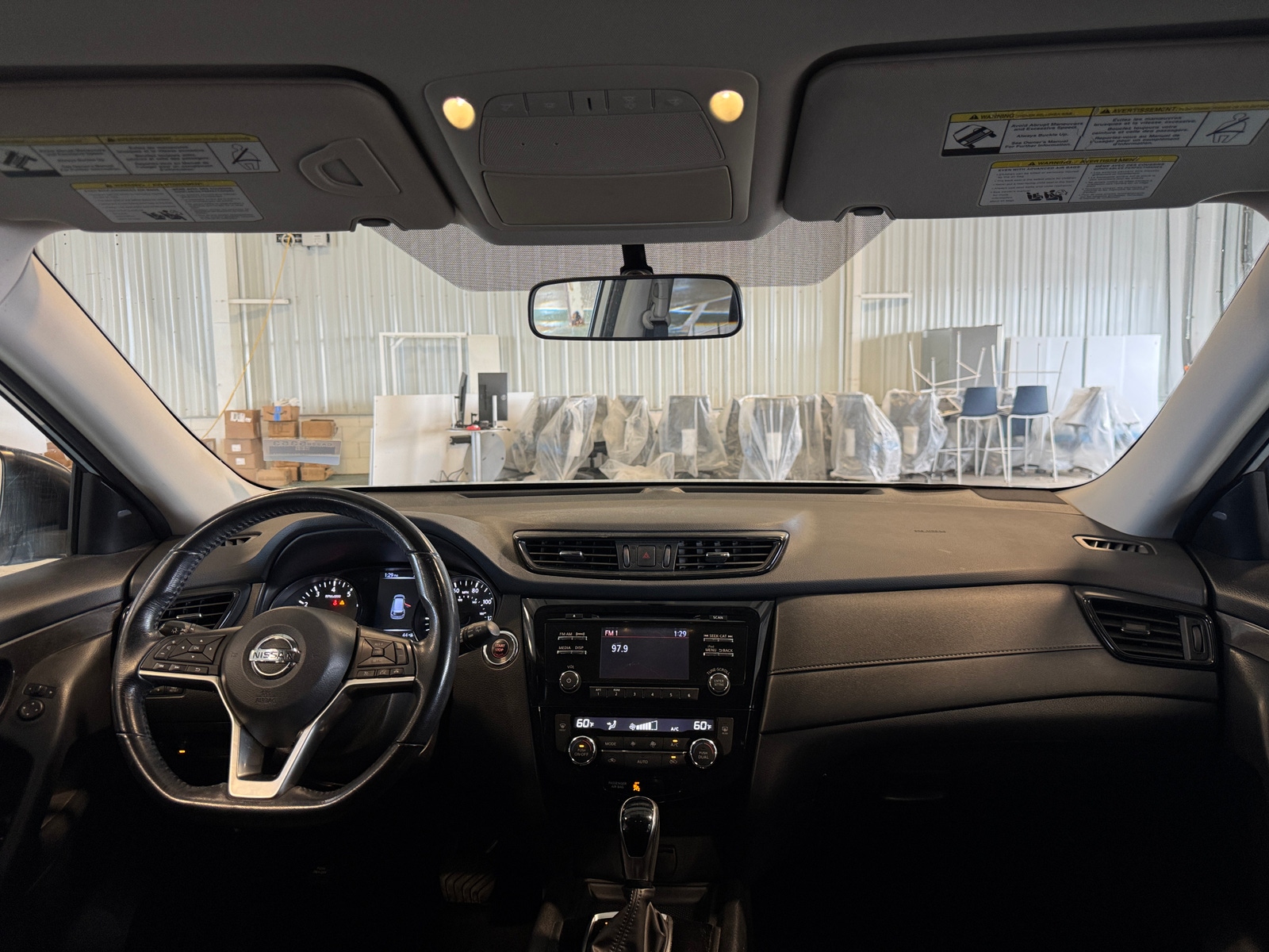 Thumbnail: 2017 Nissan Rogue - 3