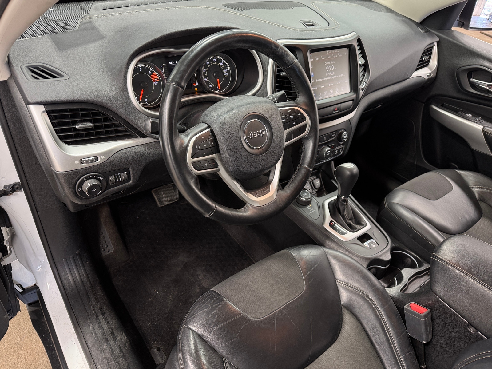 Thumbnail: 2018 Jeep Cherokee - 2