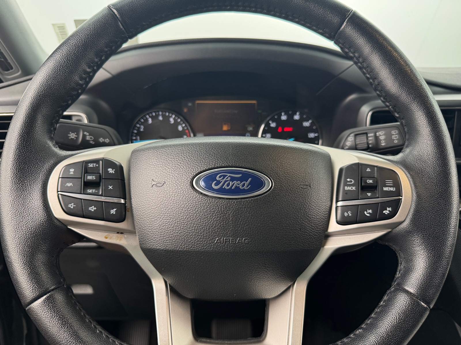 Thumbnail: 2023 Ford Explorer - 4