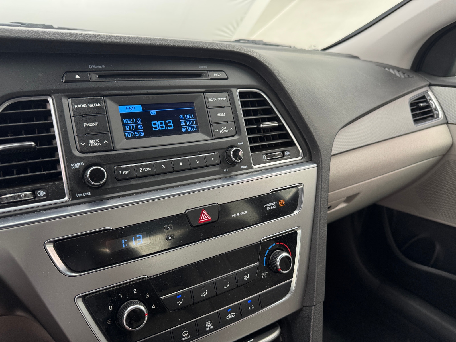 Thumbnail: 2015 Hyundai Sonata - 4