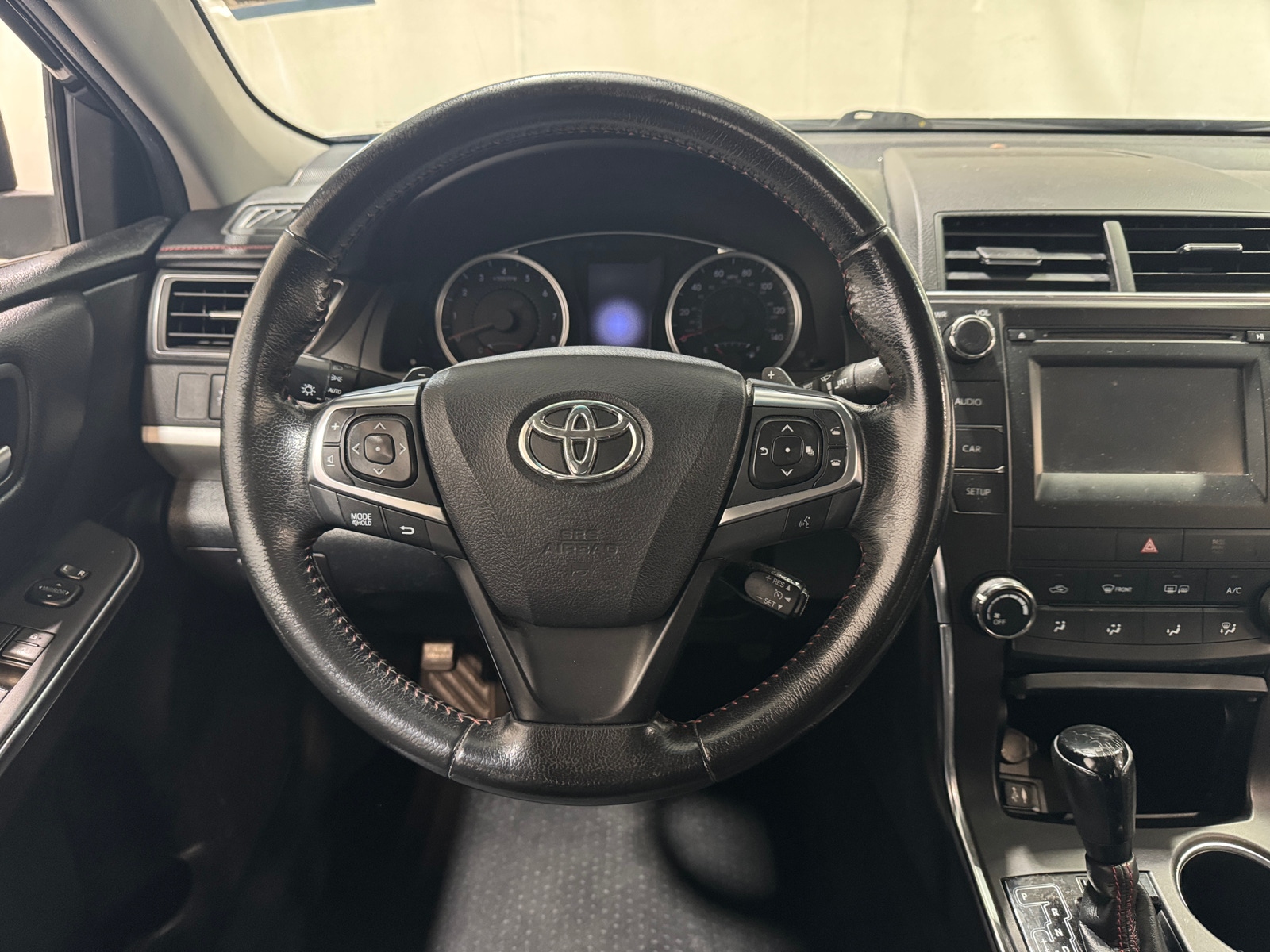 Thumbnail: 2016 Toyota Camry - 4