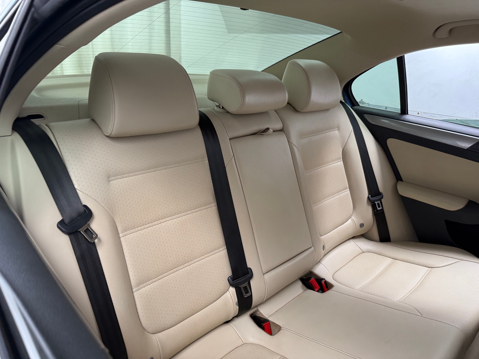 Thumbnail: 2016 Volkswagen Jetta - 6