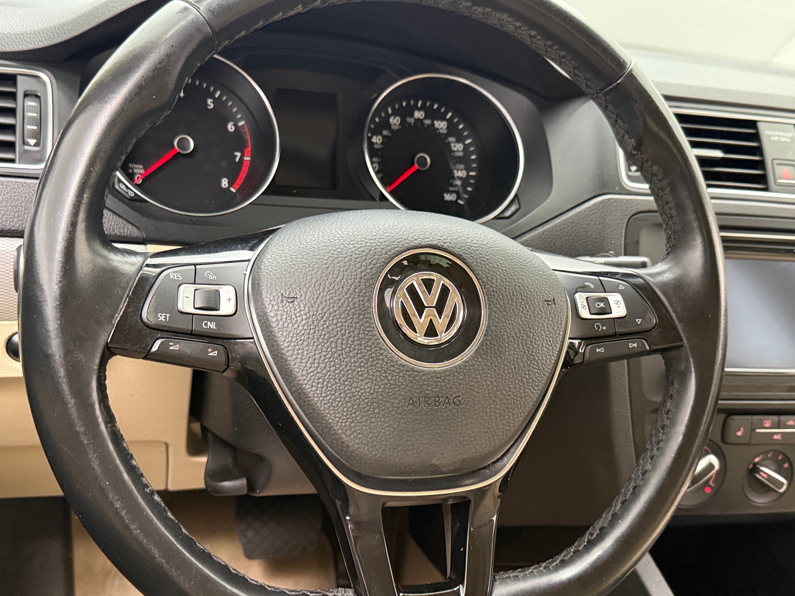 Thumbnail: 2016 Volkswagen Jetta - 5