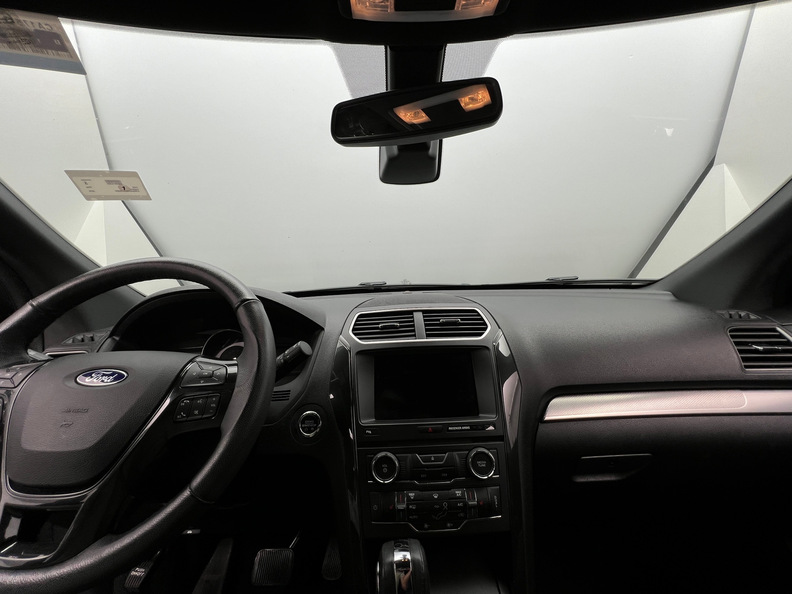 Thumbnail: 2018 Ford Explorer - 3