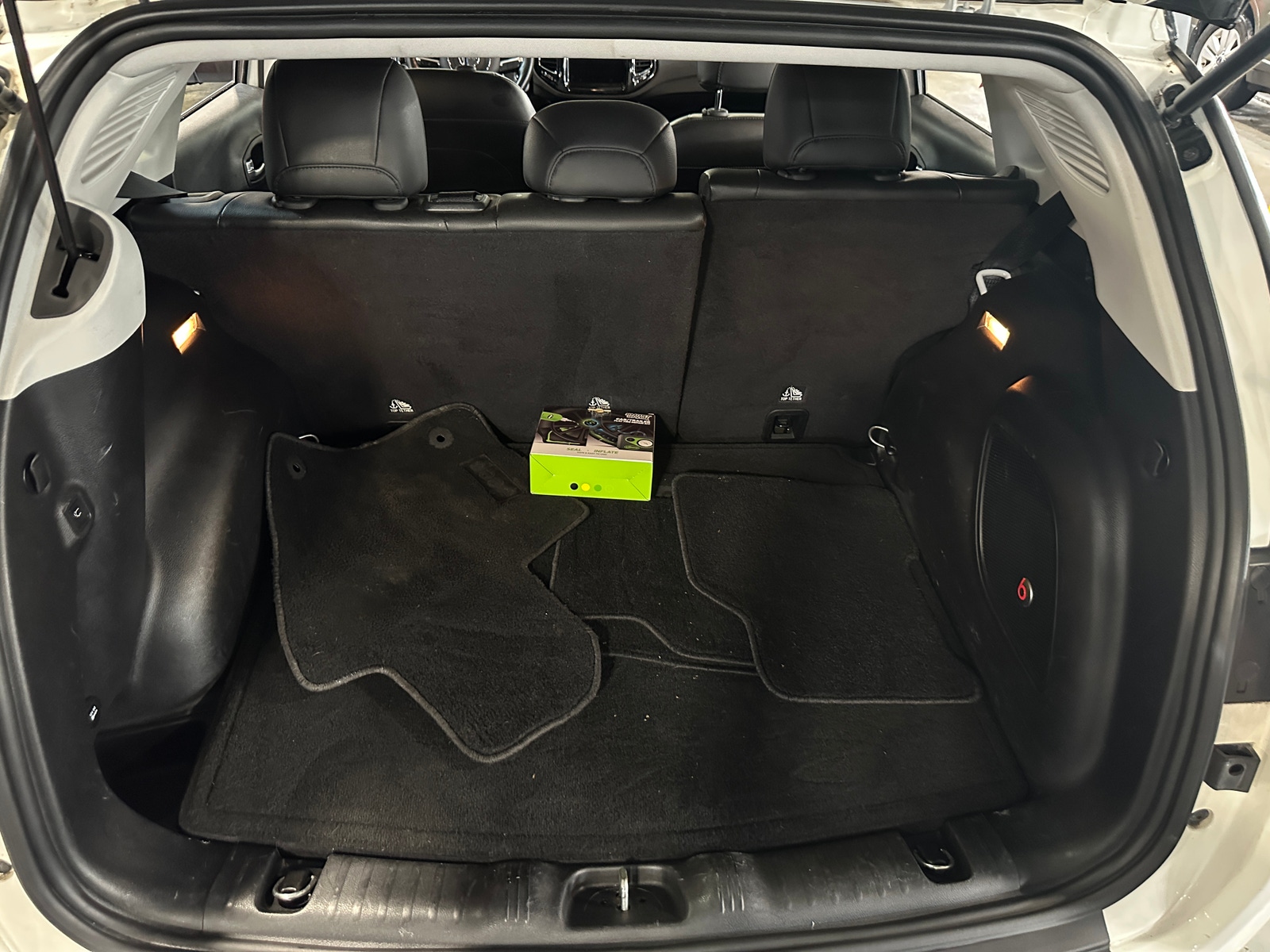 Thumbnail: 2018 Jeep Compass - 6