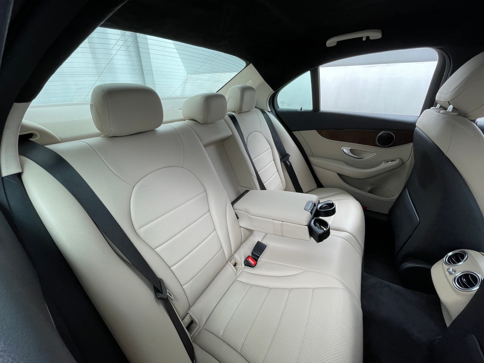 Thumbnail: 2017 Mercedes-Benz C-Class - 5
