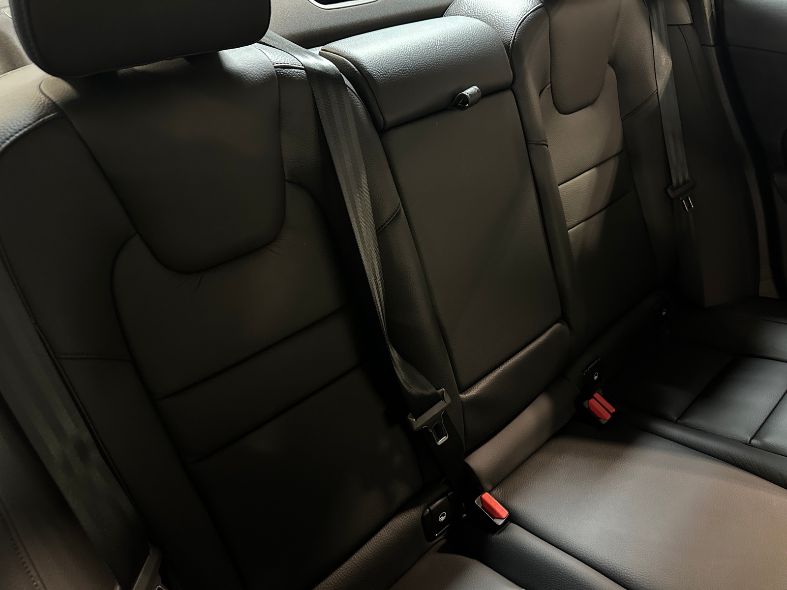 Thumbnail: 2023 Volvo S60 - 5