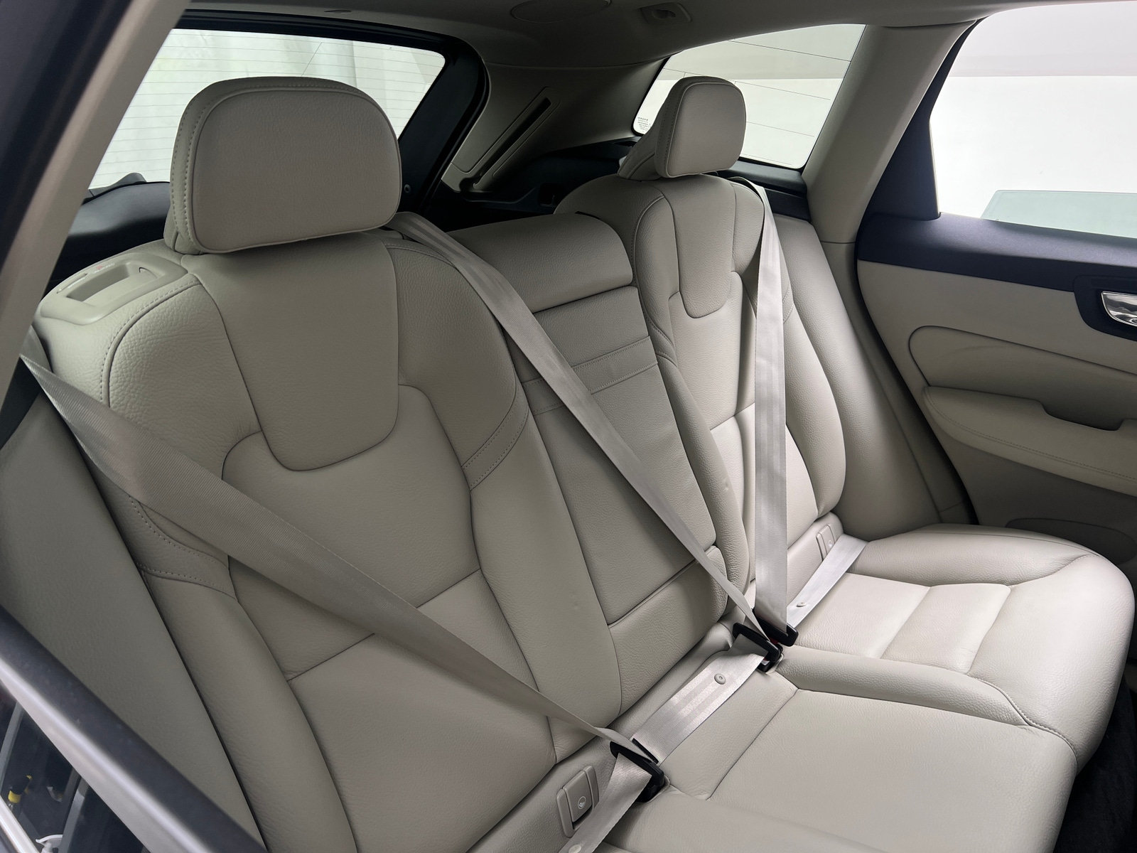 Thumbnail: 2021 Volvo XC60 - 5