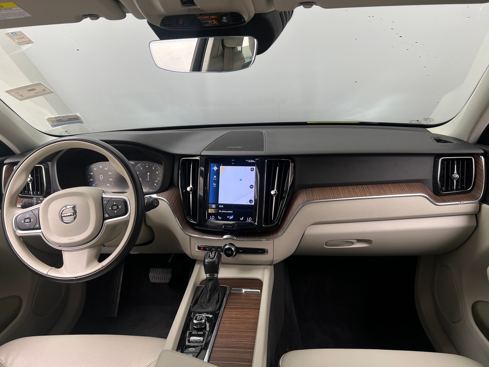Thumbnail: 2021 Volvo XC60 - 2