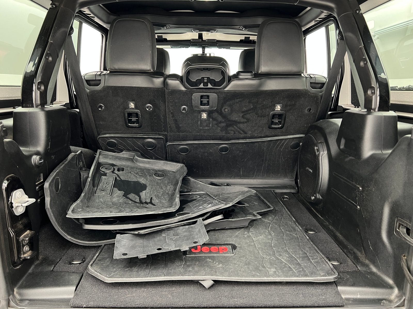 Thumbnail: 2018 Jeep Wrangler - 6