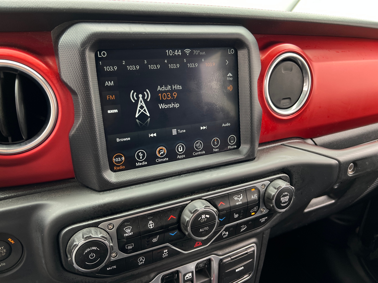 Thumbnail: 2018 Jeep Wrangler - 3