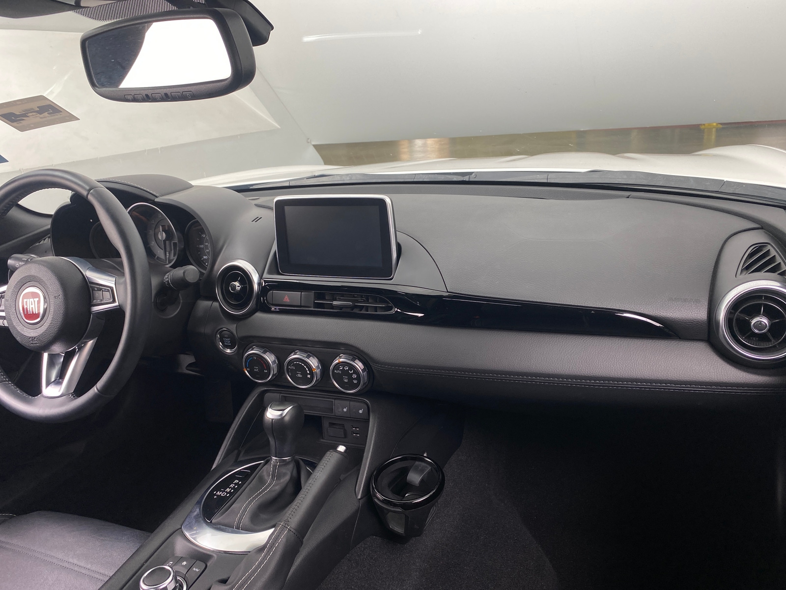 Thumbnail: 2018 Fiat 124 Spider - 2
