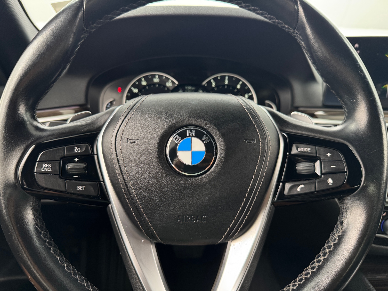 Thumbnail: 2019 BMW 5 Series - 4
