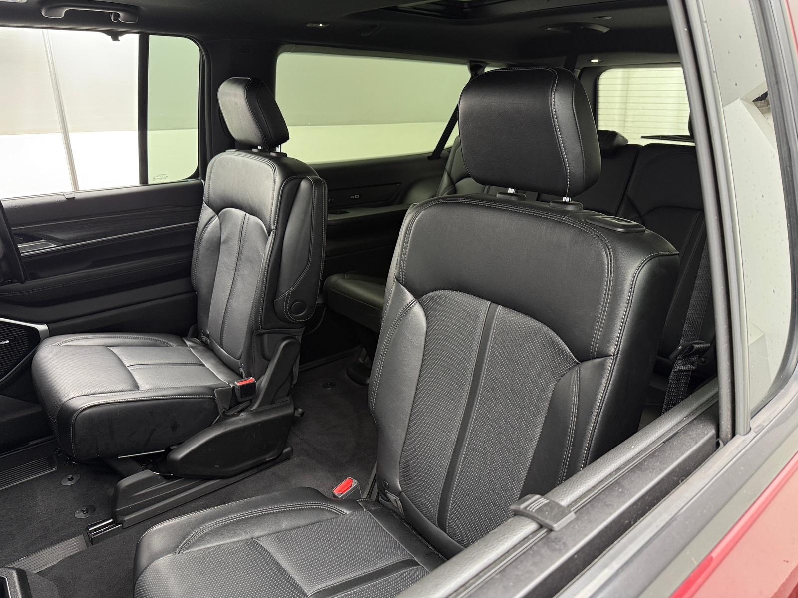 Thumbnail: 2024 Jeep Wagoneer - 5