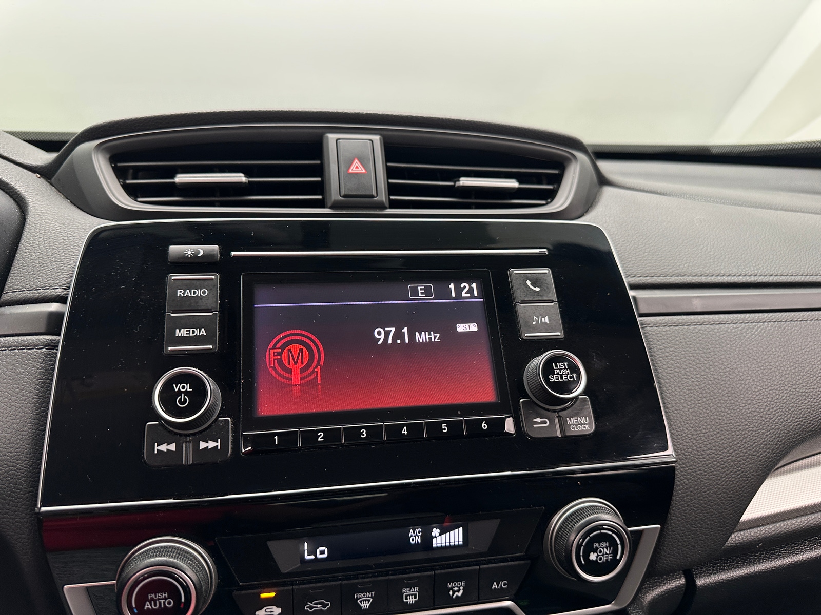 Thumbnail: 2017 Honda CR-V - 4